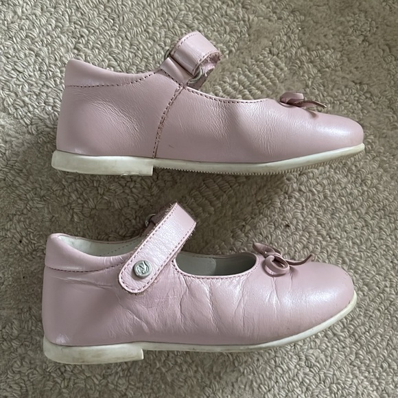 Pink leather Mary Jane’s - Picture 5 of 6